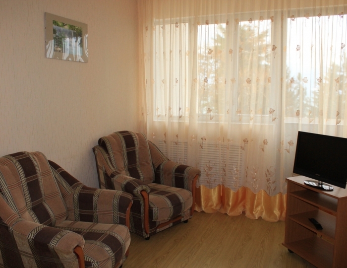 Люкс 4-местный 3-комнатный " ЕВРО" (вид на море) - Пансионат «Мюссера» (им. Лакоба)